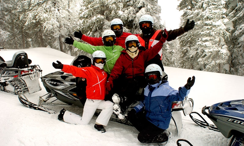 Continental Divide Snowmobiling Tour near Winter Park Colorado